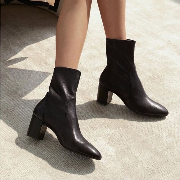 Stuart Weitzman NEW Black Leather Ankle Boots retro , square toe zip - Picture 1 of 12